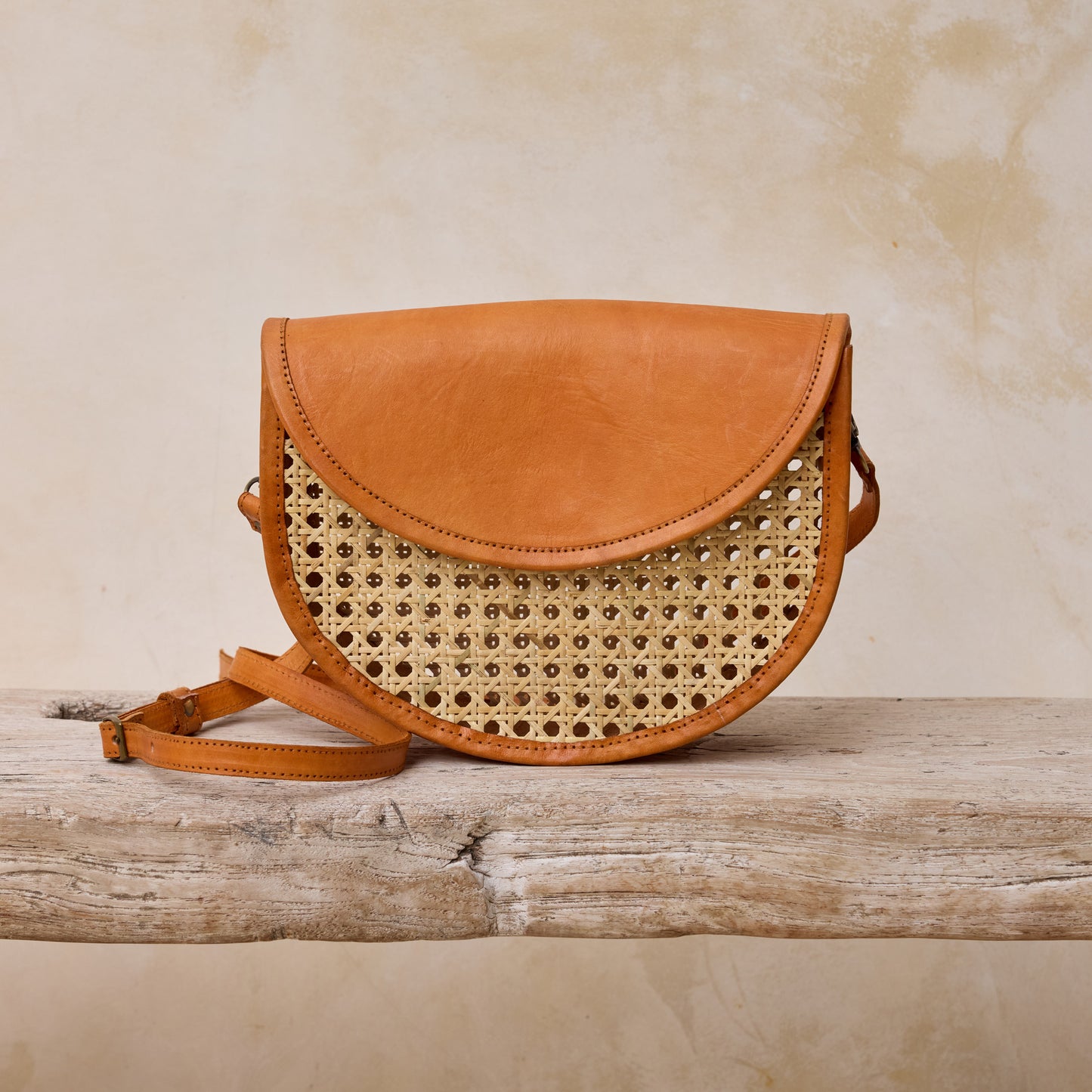 Rattan Cane Weave Rattan Half Circle Summer Crossbody Bag