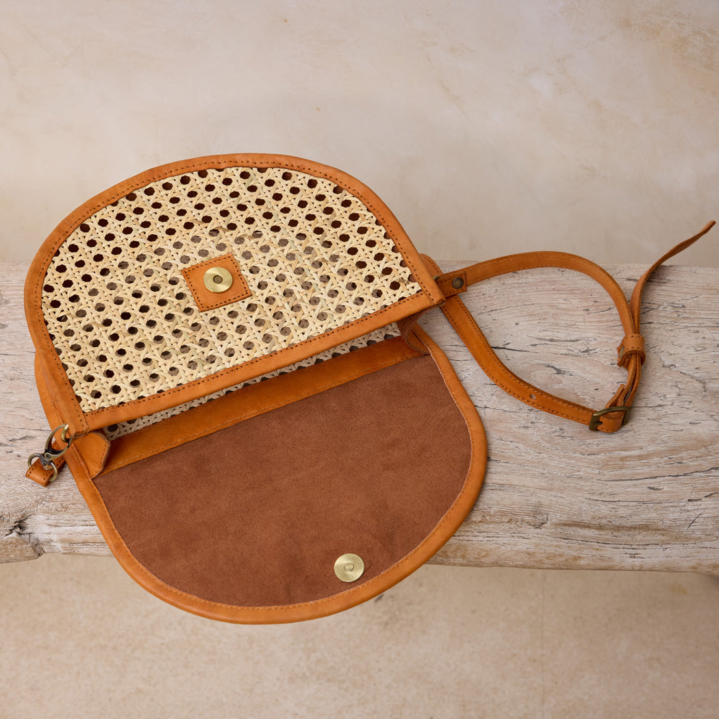 Rattan Cane Weave Rattan Half Circle Summer Crossbody Bag